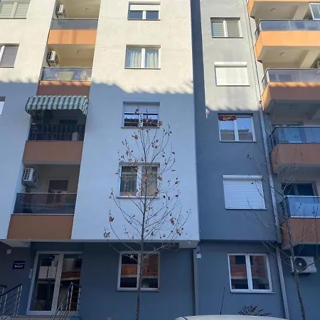 Apartament Srle *